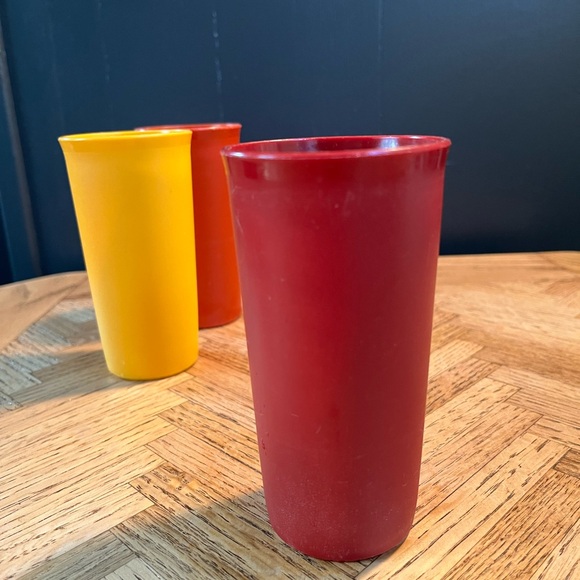 Set of 3 Tupperware tumblers in autumn harvest colors - Picture 6 of 7